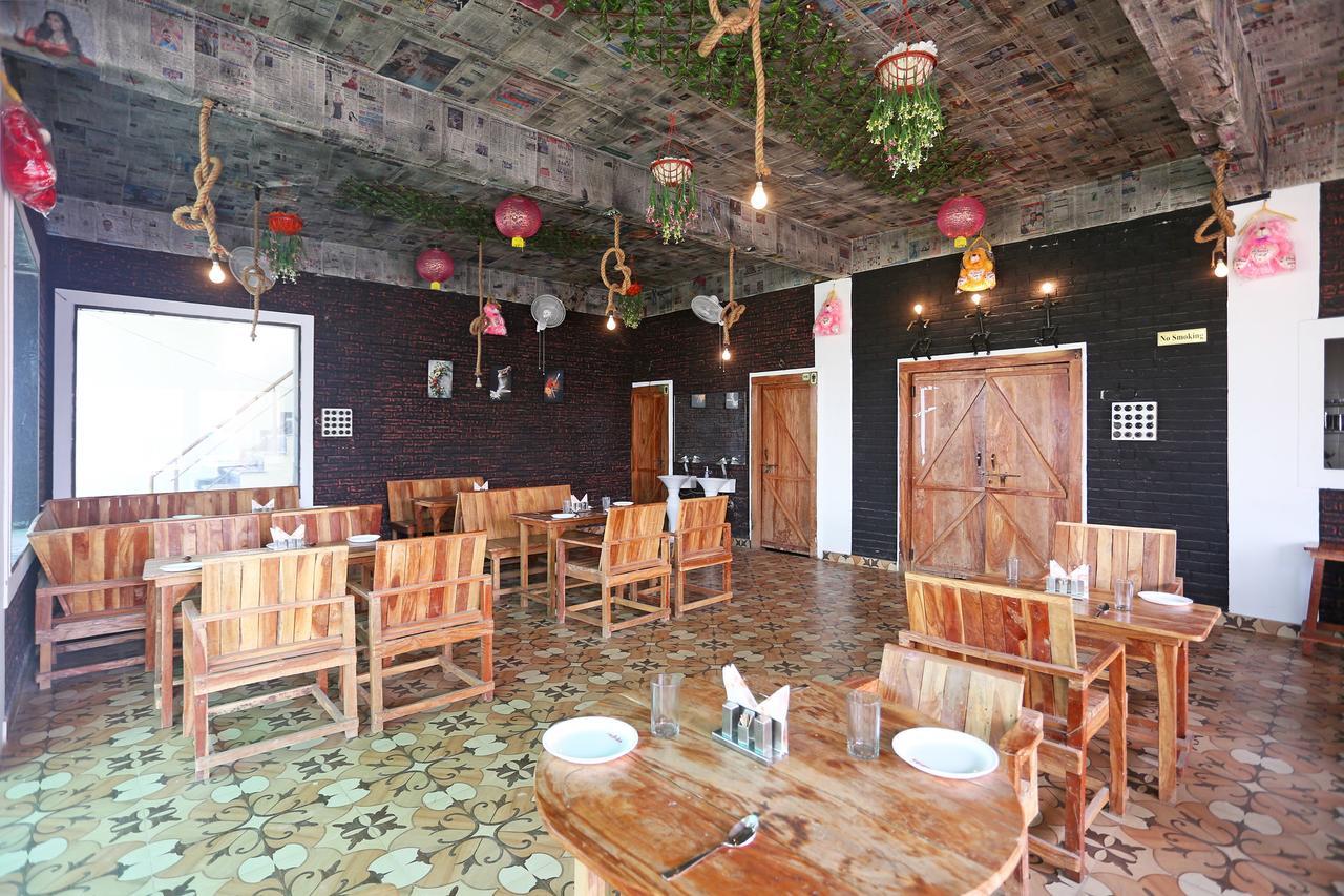 Oyo 10104 Radhika Resort كوتا المظهر الخارجي الصورة