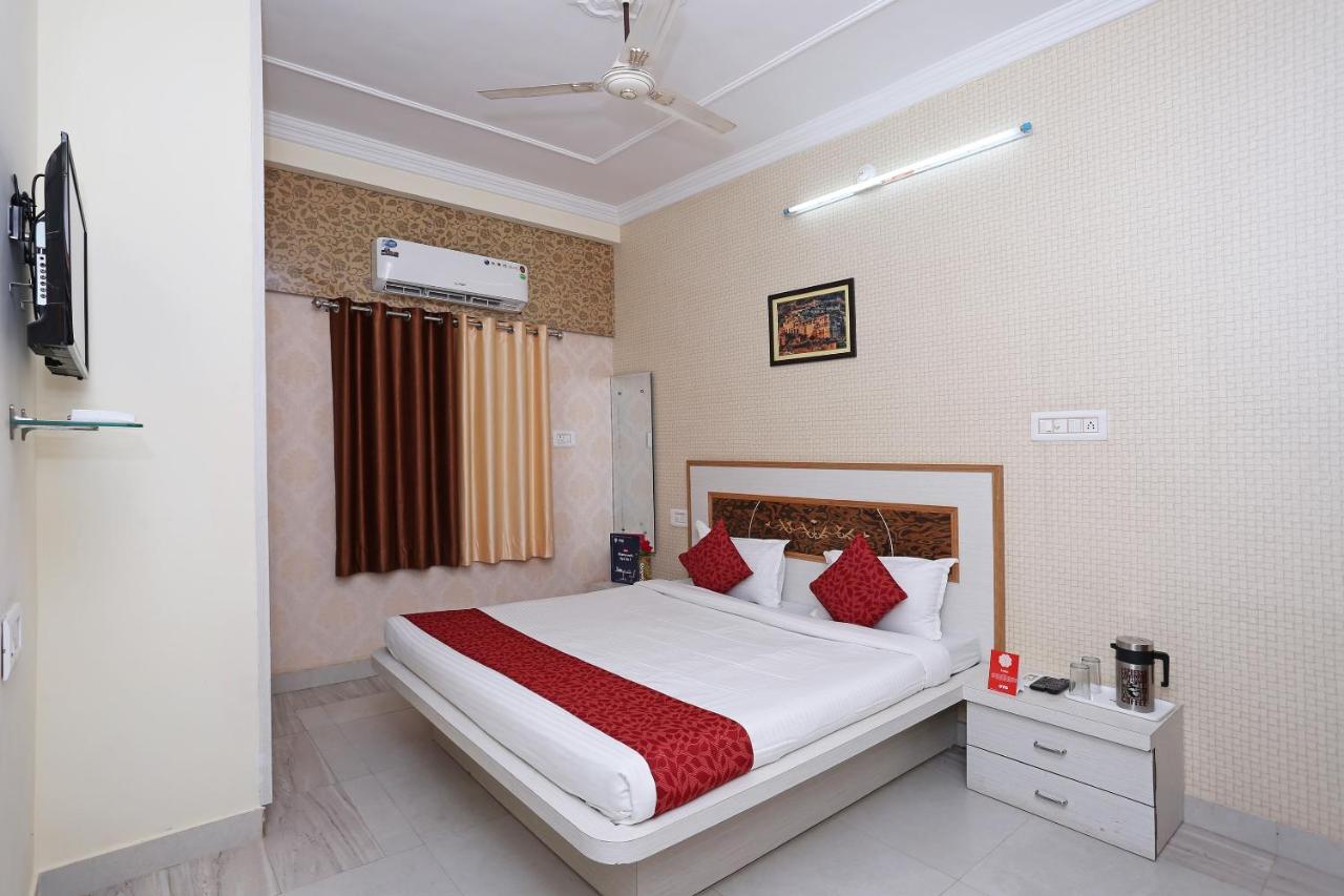 Oyo 10104 Radhika Resort كوتا المظهر الخارجي الصورة